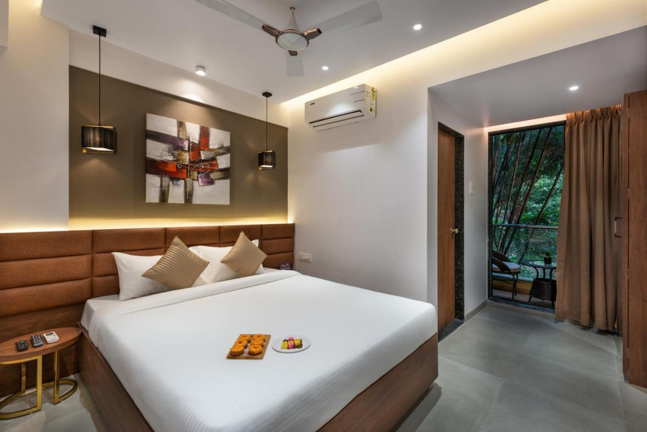 Paramount Riverfront Resort & Spa, Karjat Buitenkant foto
