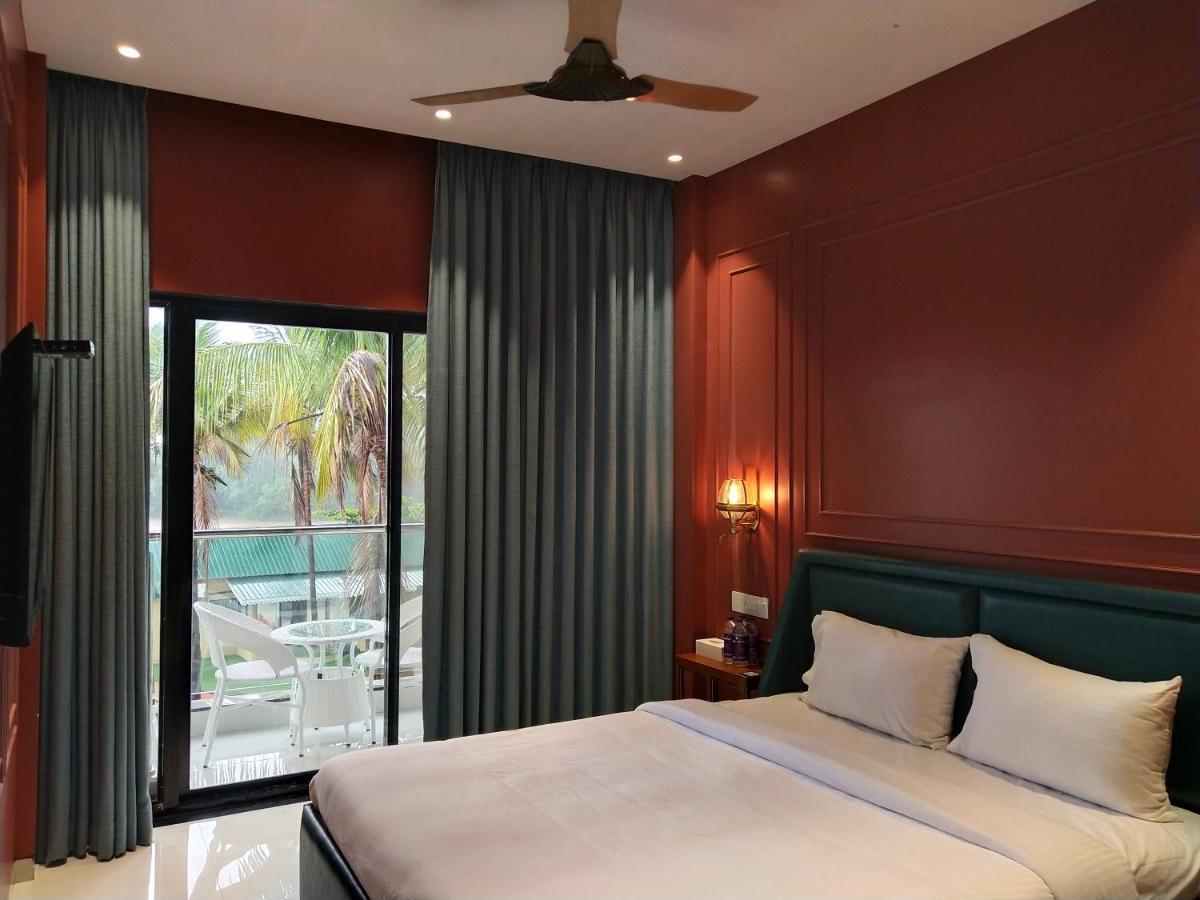 Paramount Riverfront Resort & Spa, Karjat Buitenkant foto